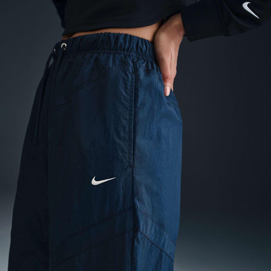 Nike Club Cargo Pants