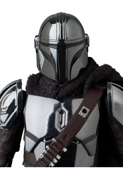 Medicom Toy MAFEX No.256 Star Wars The Mandalorian Chrome Ver