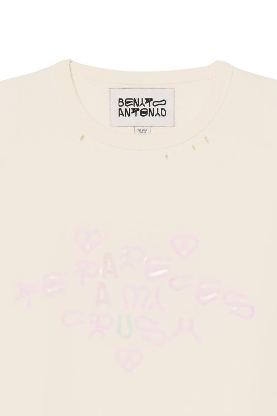 Benito Antonio Collection PLAYERA EFECTO REVÉS TEXTO LAVADO CRUSH