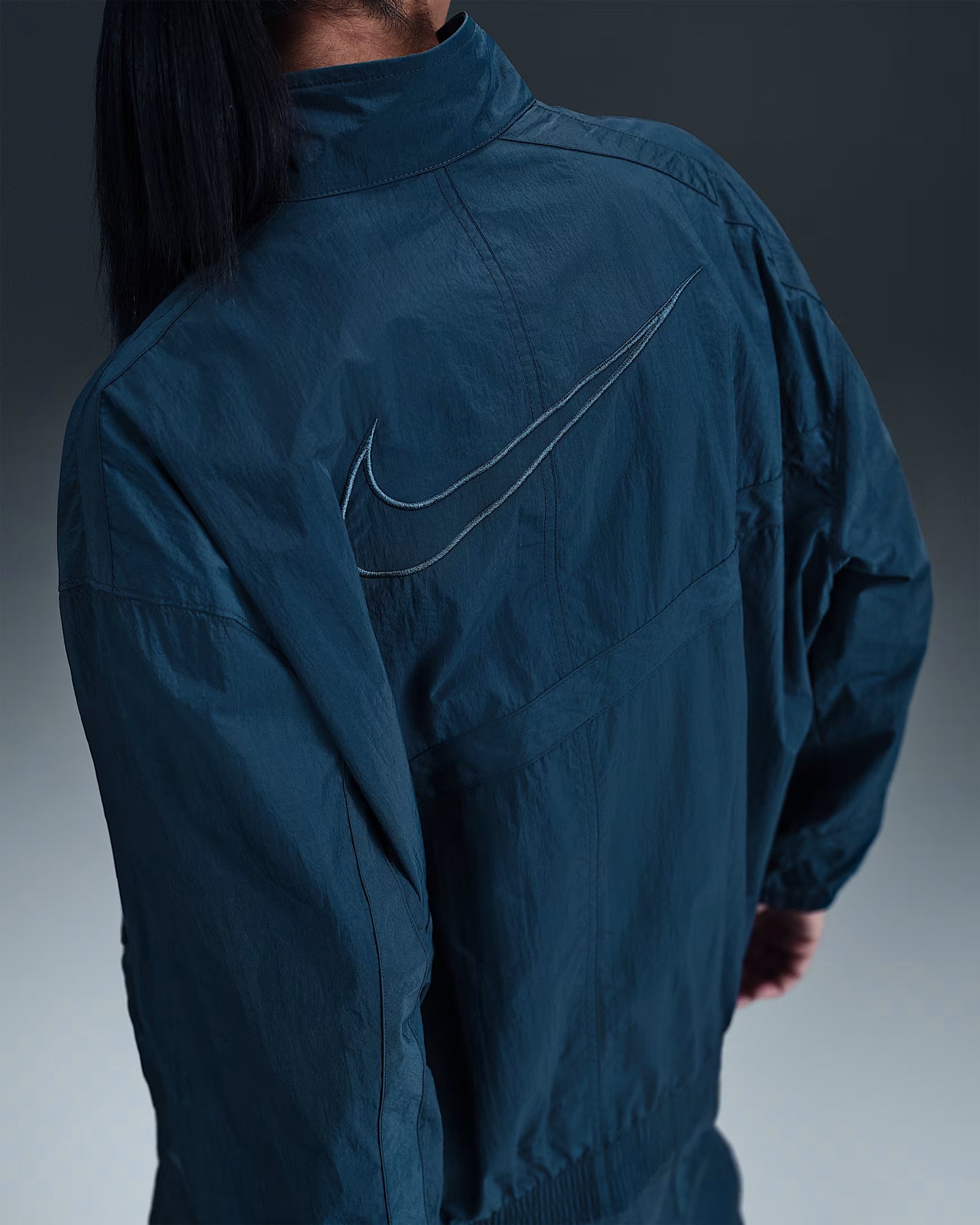 Nike Sportswear Women's Oversized Woven Jacket