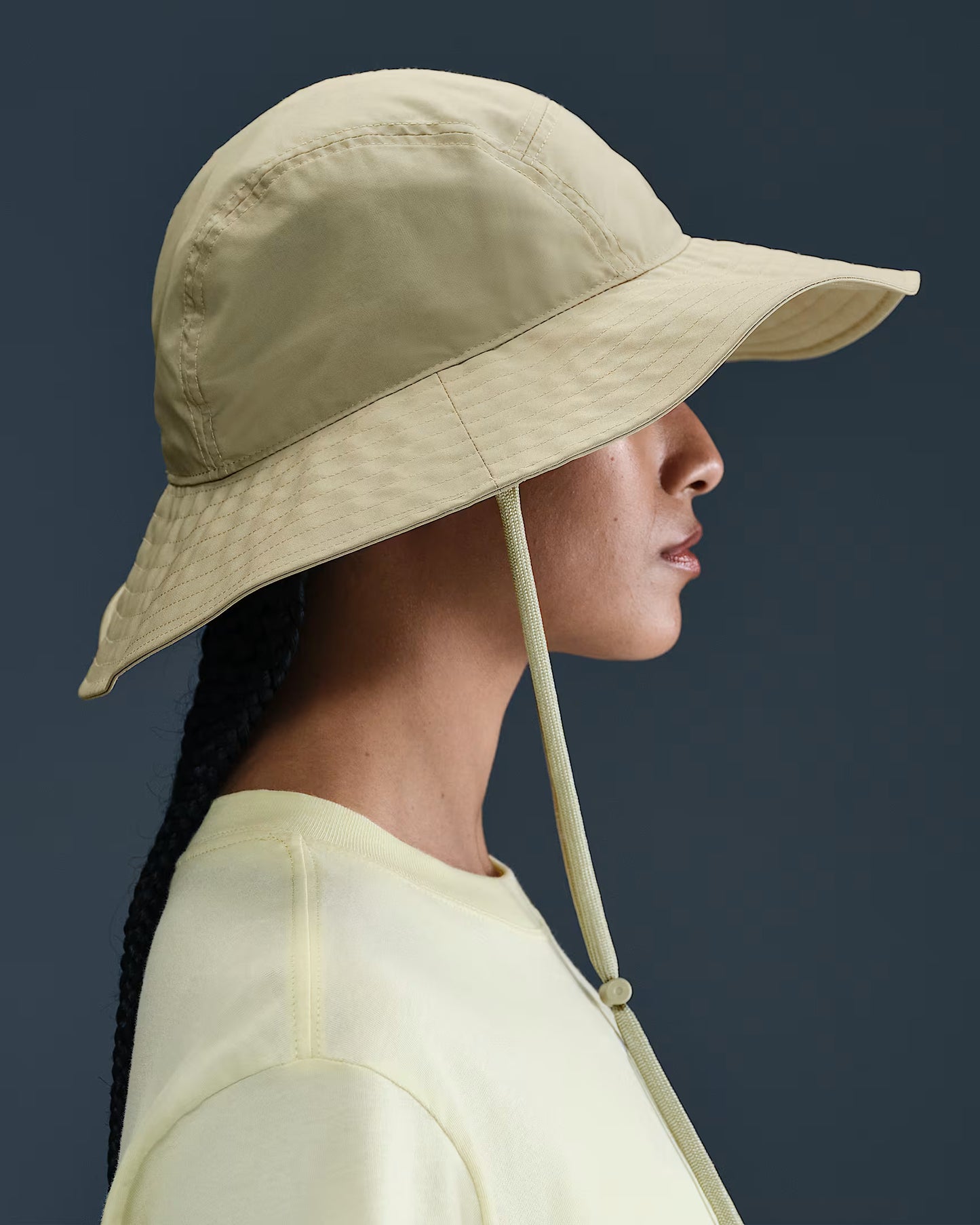 Nike Apex Wide-Brim Bucket Hat