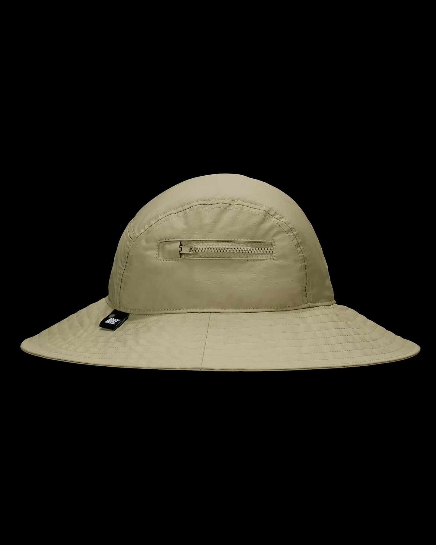 Nike Apex Wide-Brim Bucket Hat