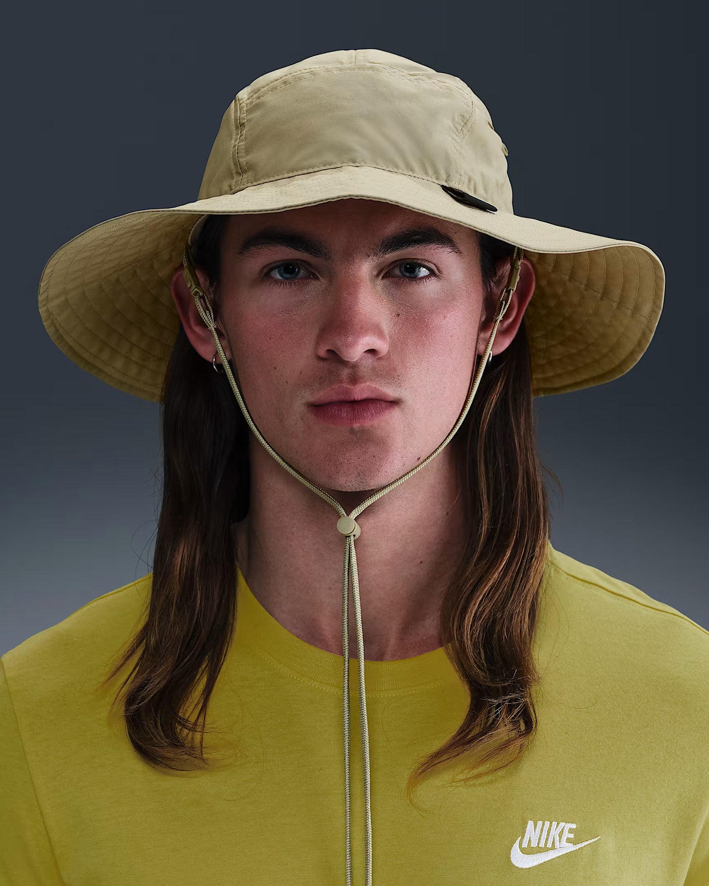 Nike Apex Wide-Brim Bucket Hat