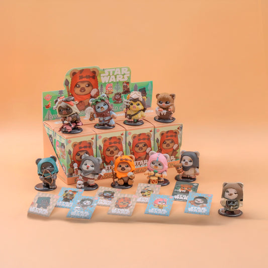 Hot Toys 8-Piece Box Figure Cosbi Star Wars/Ewok Adventures Series